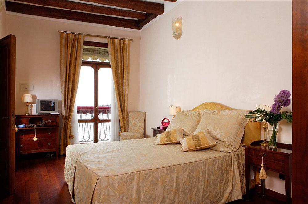 La Rosa Dei Venti Bed & Breakfast เวนิส ภายนอก รูปภาพ